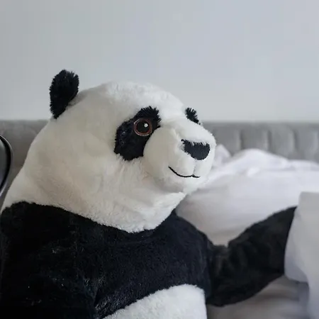 Parkcosylux Free Parking 아파트 *